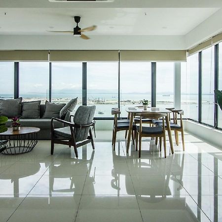 Rumahku Gurney With 270 Degree Sea View George Town Exterior photo