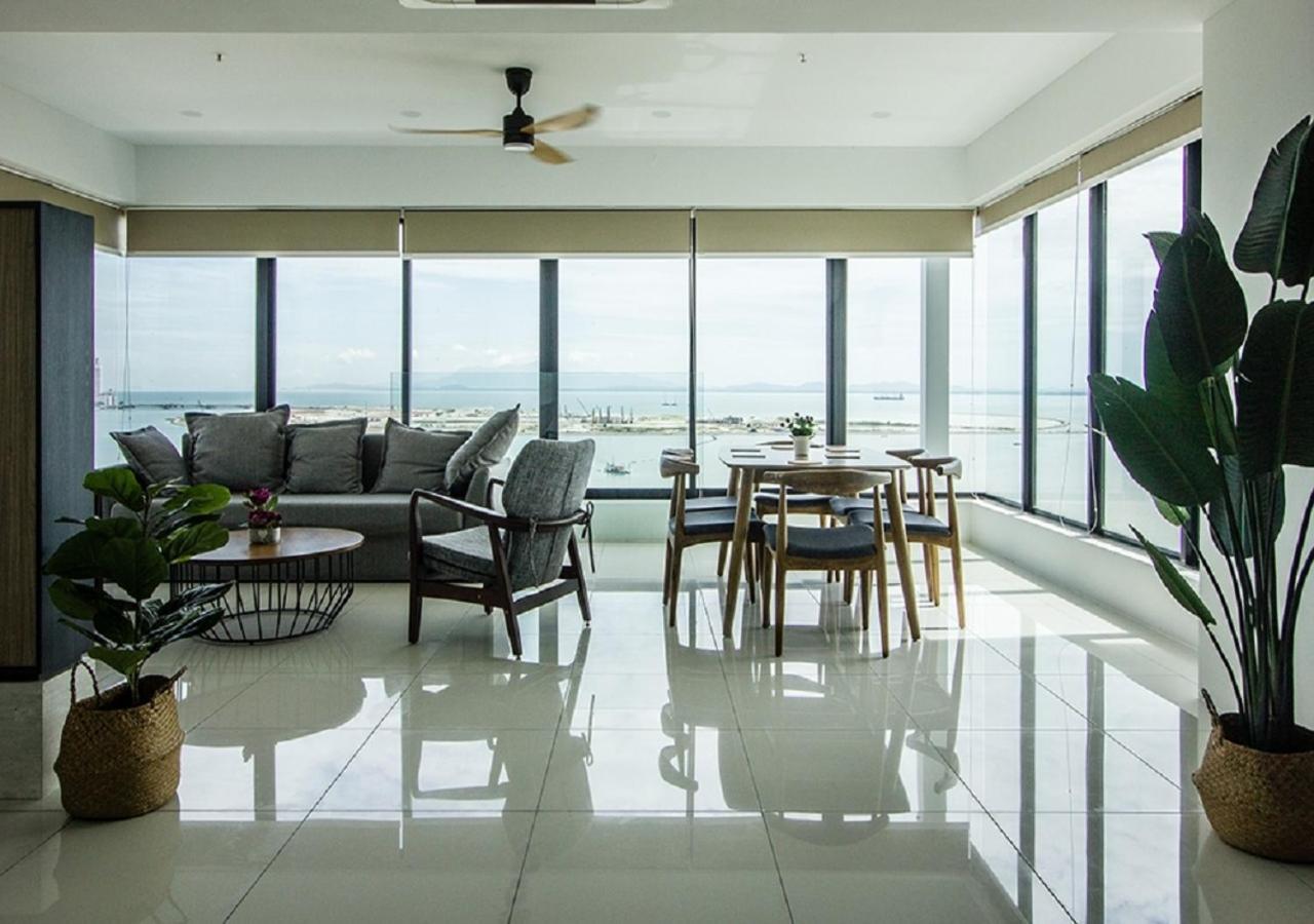 Rumahku Gurney With 270 Degree Sea View George Town Exterior photo