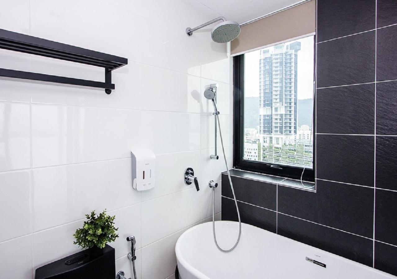 Rumahku Gurney With 270 Degree Sea View George Town Exterior photo